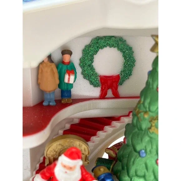 Hallmark Keepsake Ornament‎ Santa Comes to Town 2011 Magic Light Sound Motion